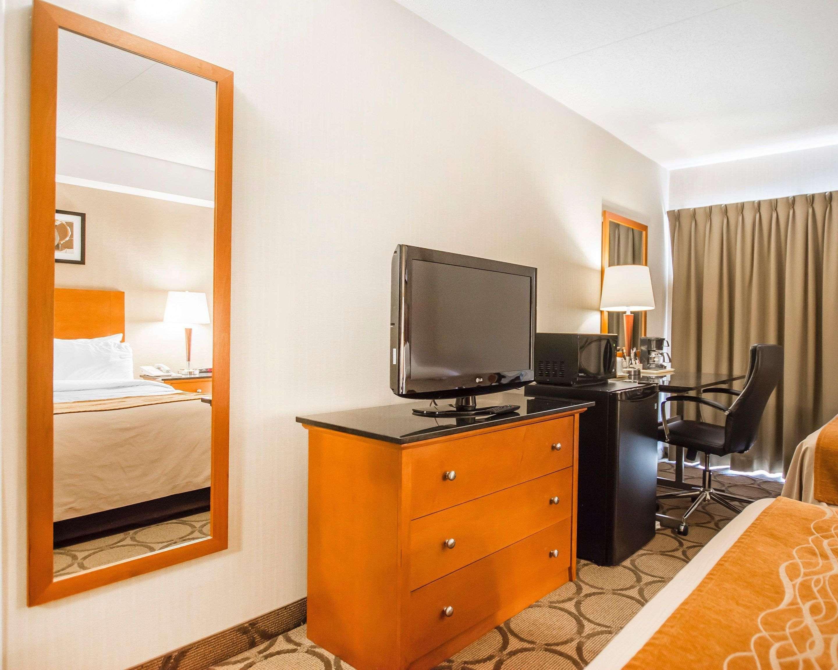 Comfort Inn Эдмундстон Экстерьер фото