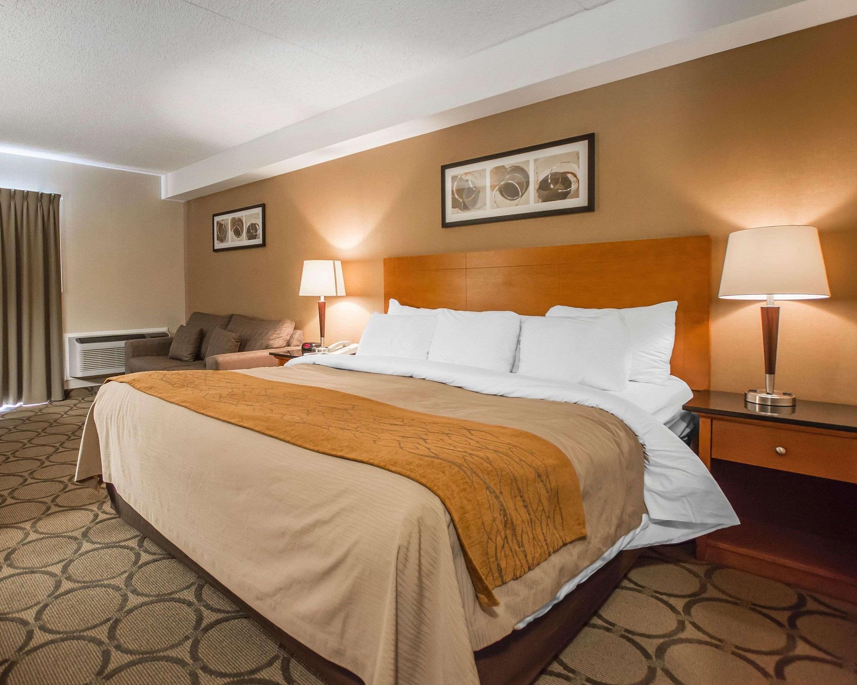 Comfort Inn Эдмундстон Экстерьер фото