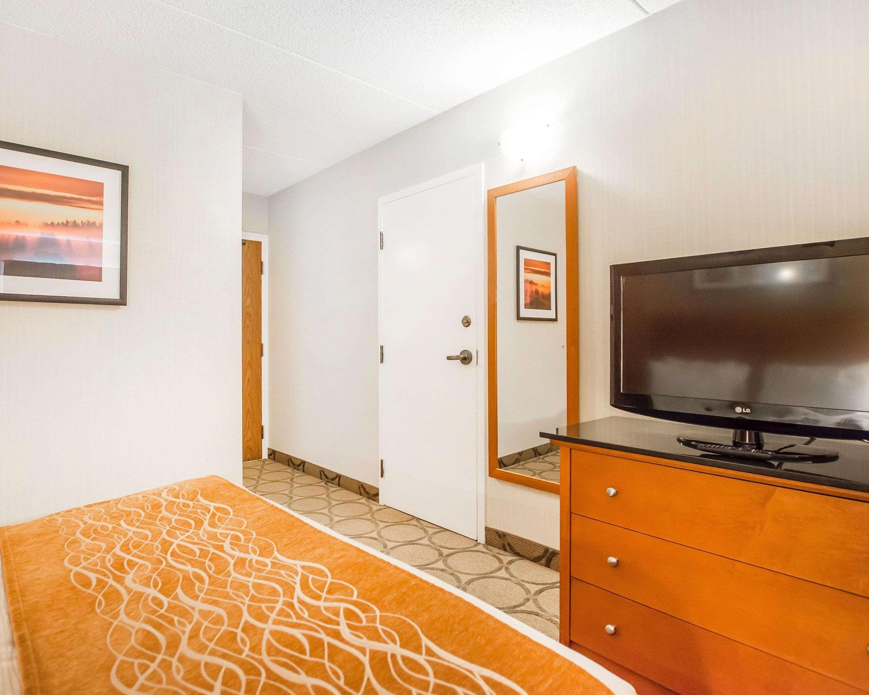 Comfort Inn Эдмундстон Экстерьер фото