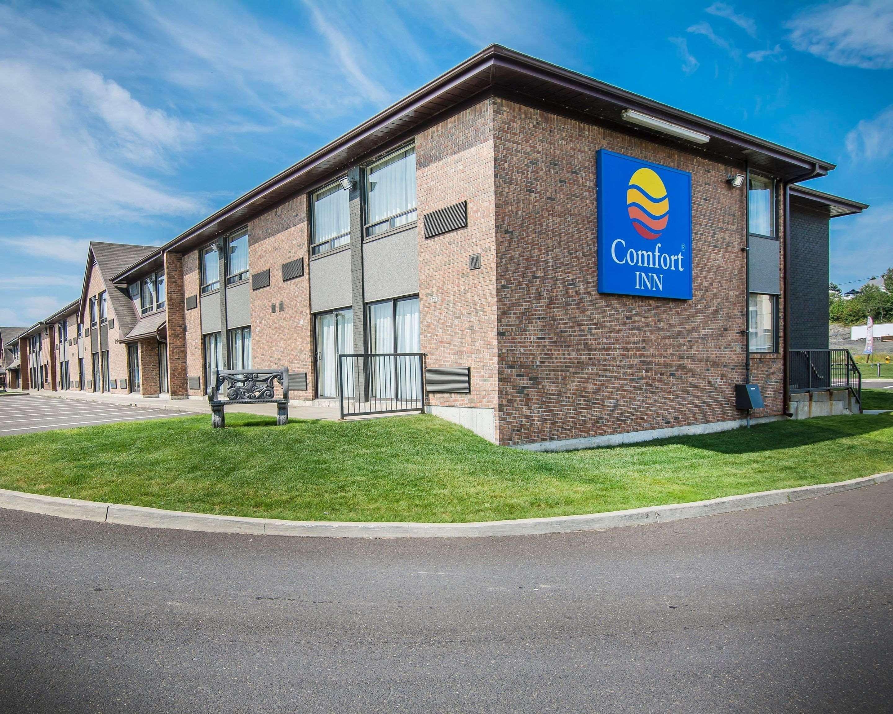 Comfort Inn Эдмундстон Экстерьер фото
